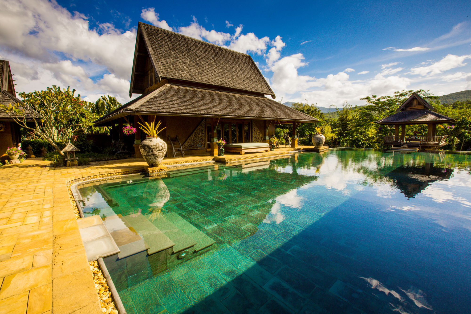 Howie'S Homestay Mae Rim Esterno foto